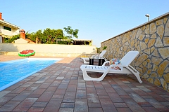 Tina :  villa piscine