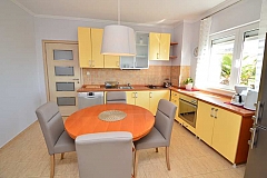 Appartement pour 2+2 pers. n*3