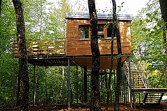 2 Cabanes dans les bois