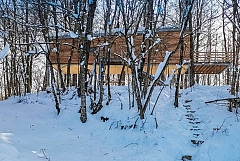 2 Cabanes dans les bois