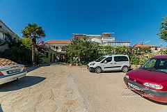 Mate 2  : 4 appartements