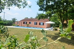 Frigola: villa with pool