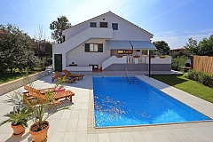 Boris: villa with a pool