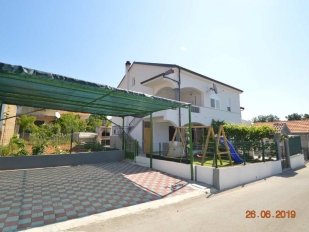 location Ruza : 1 appartement