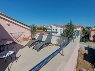 location Penthouse : 1 appartement